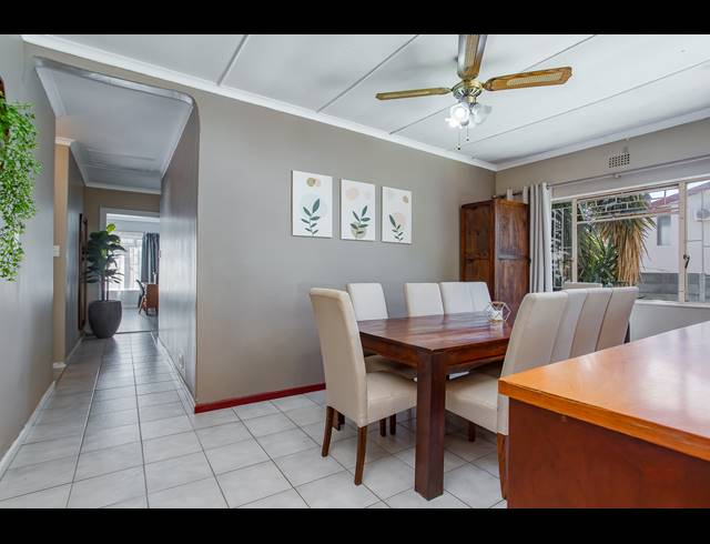 4 BEDROOM FREEHOLD FOR SALE IN PAARL NORTH